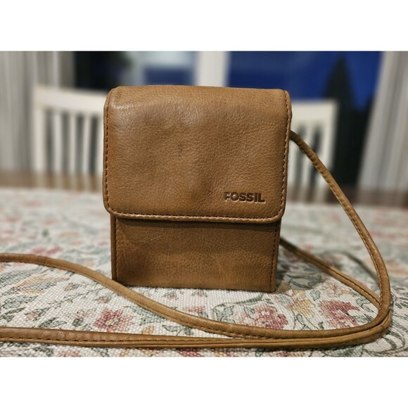 Fossil Handbags - Fossil Brown Leather Crossbody Wallet Clutch Soft Glove Tanned Leather Vintage